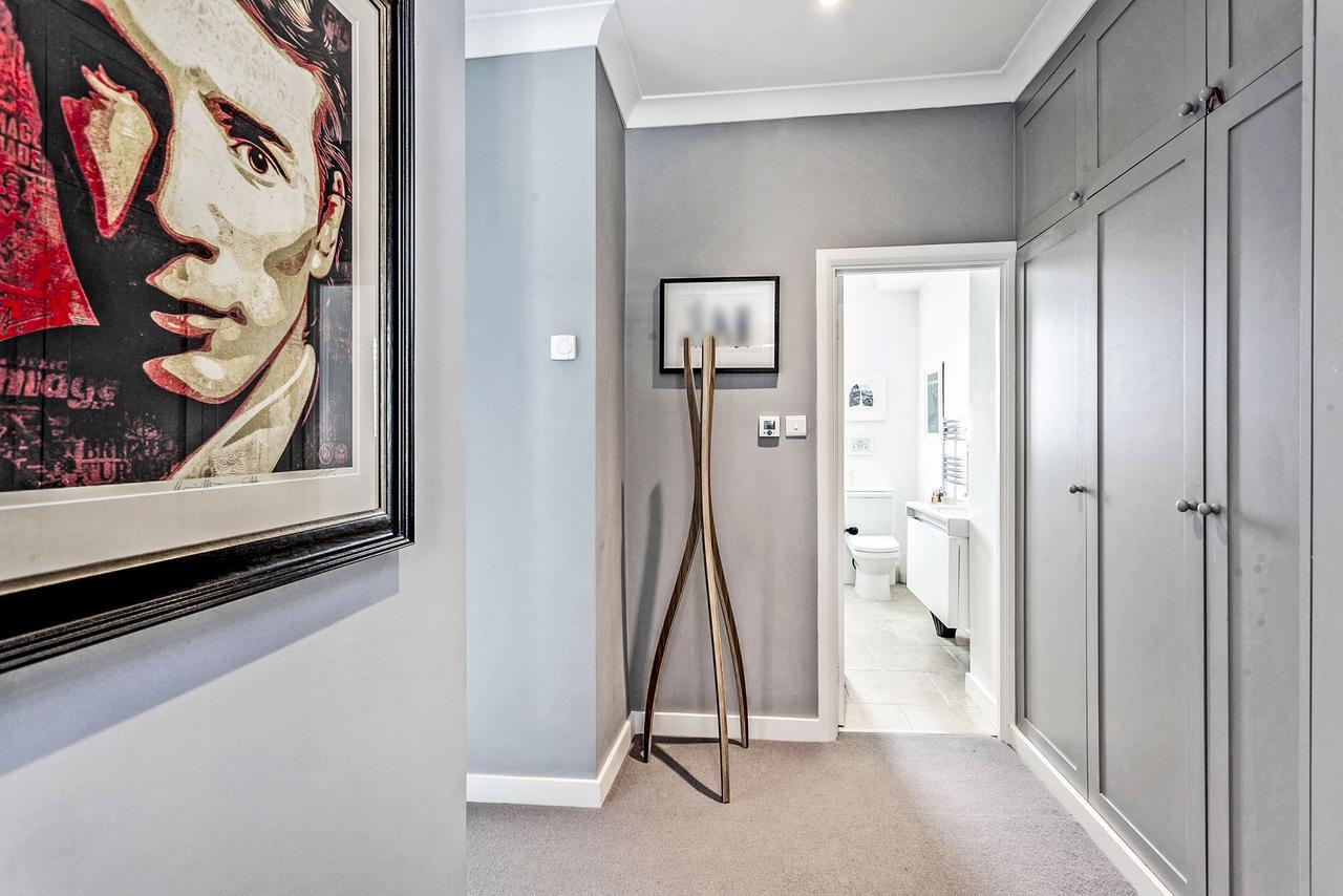 Elegant Shepherds Bush By Kensington Olympia By Underthedoormat * Londra